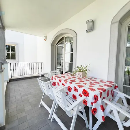 Cattedrale 5 Tirabora Short Rent Апартаменты