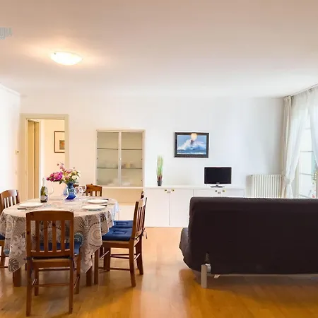 Cattedrale 5 Tirabora Short Rent Апартаменты