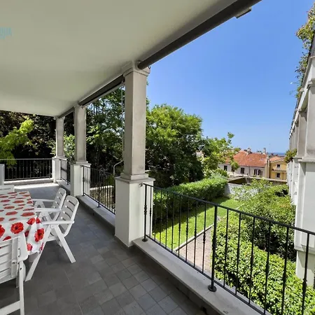 Cattedrale 5 Tirabora Short Rent