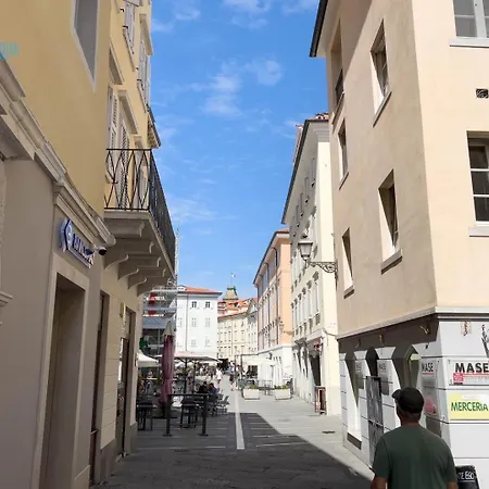 Cattedrale 5 Tirabora Short Rent *