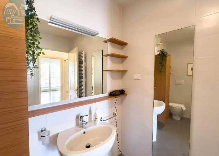 Cattedrale 5 Tirabora Short Rent Apartment Trieste